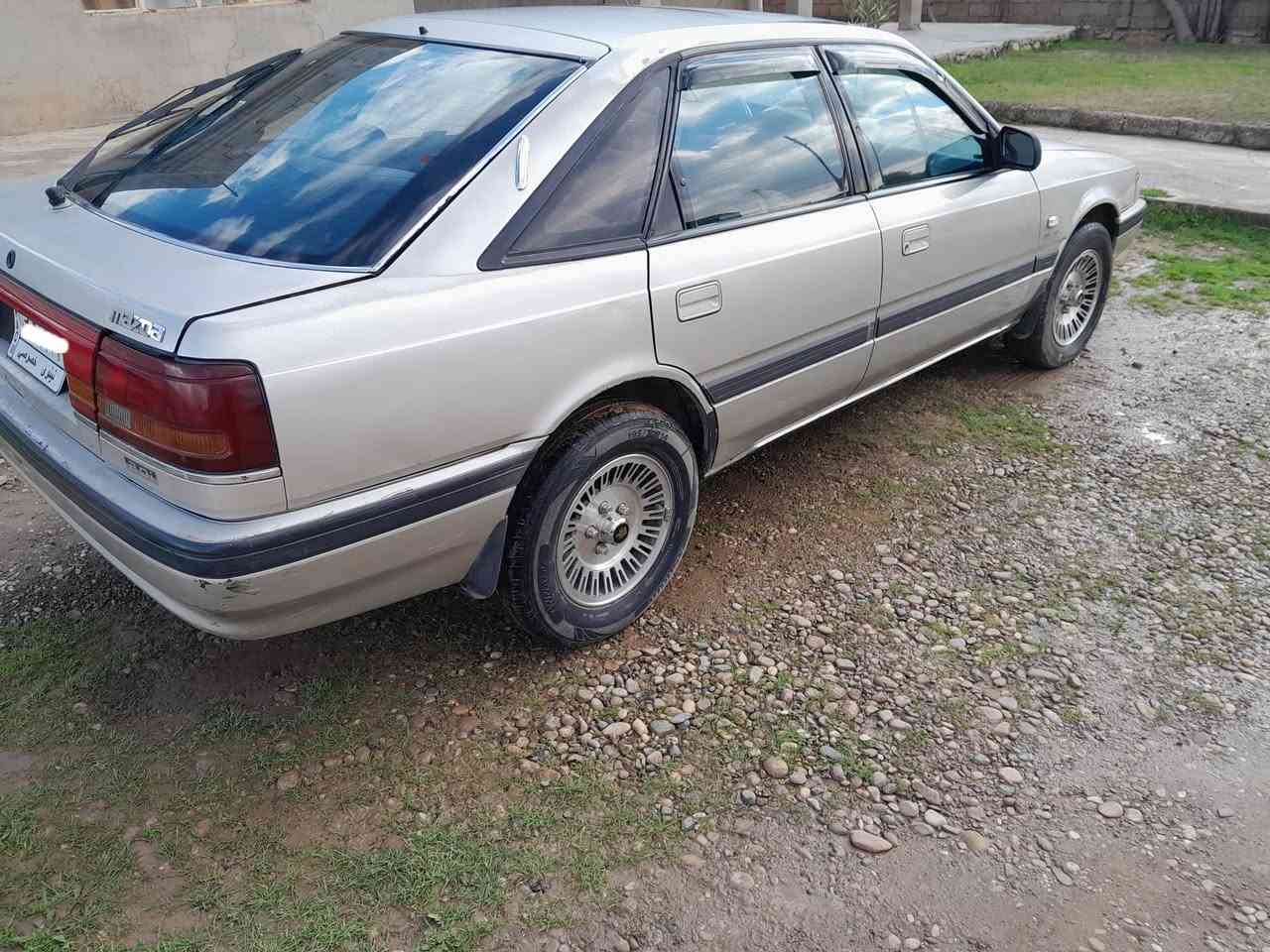 مازدا 626.  1990
8 بخ 
رقم نينوى  سنوية 29 كابون بانزين بيها 

كير ومحرك شرط لا صرف ولا نفخ 

تبريد + تدفئه .. فتحة سقف سلايت 

كهربائيات كلها شغالة… الجامات كلها كهرب 

باتري جديد… بدون ضرر

طخمها جديد… شرط تحويل 

السعر44 وبيها مجال بسيط…                        هاتف 📞 ***********
