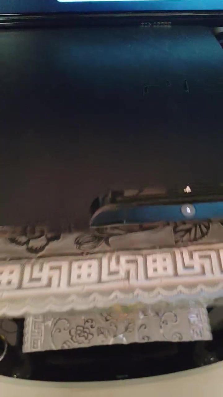 سوني 3 للبيع نظيف حيل لامفتوح ولا مصلح شرط الشغل والفحص 

معاه كيبلين شحن ويدتين الثانيه الكير عاطل يعني بس وحده شغاله مضبوط 

هارد 320
 السعر 130 
المكان الجانب الايمن


**إذا كنت صاحب هذا الإعلان وتريد حذفه لأي سبب، رجاءا أرسل رسالة إلى الدعم الفني**