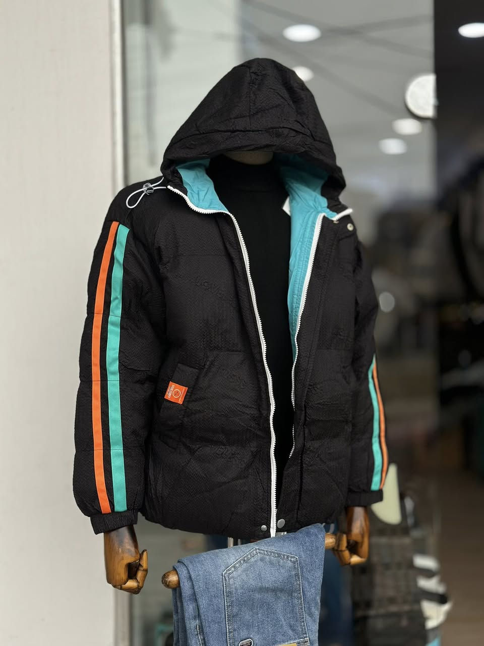 بسم الله نبدأ الموسم الشتوي لسنة 2026🧶 ❄️ 
قمصلة ماركات  ثقيل 🔥

متوفر بـ 3 الوان 🤫

القياسات المتوفرة

 (M -L -XL - 2XL -3XL)

📍الصويرة -شارع النجمه / اسفل كوفي رماس 

للاستفسار الاتصال على الرقم ***********
