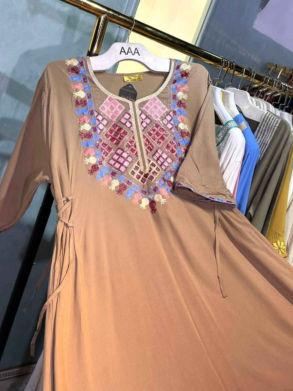 دشداشة كشمير خامه درجه اولى
سعر الدرزن ٨٥ الف
قياسات 2XL 3XL 4XL 5XL
درزن ٦ لون


**إذا كنت صاحب هذا الإعلان وتريد حذفه لأي سبب، رجاءا أرسل رسالة إلى الدعم الفني**