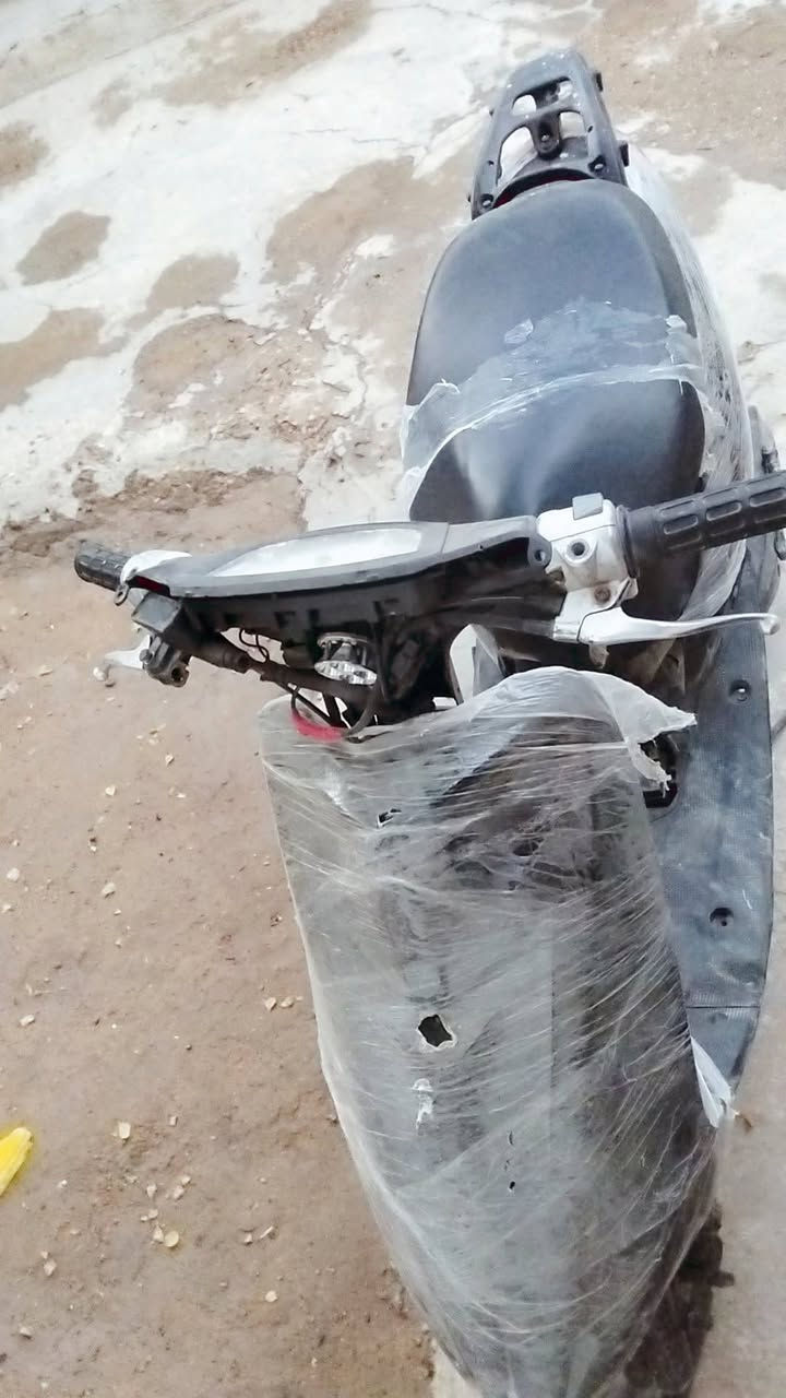 دراجه 60 نظيفه خير من الله مكينتها هندر شغاله ما بيها اي شيء سعرها 120 بيها مجال مكانها حي اور *********** عل وتساب
