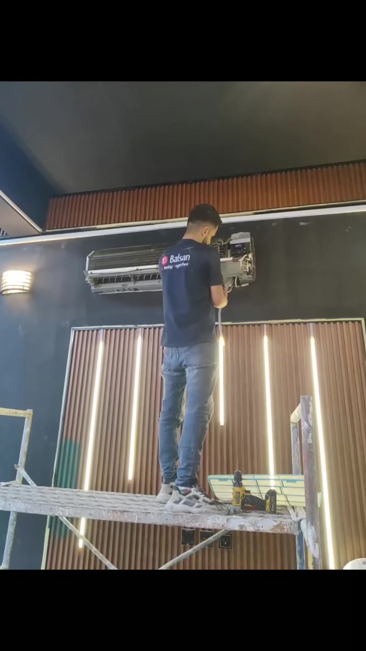 سلام عليكم
نتوكل ع الله 
نصب وصيانه جميع السبالت 
شد فتح 
غسل شحن غاز
ادامه لسبلت
تبديل صمام 
تبديل اجزاء 
متخصصين بكل مايخص التبريد كل ماعليك فقط الاتصال ونجيك لباب البيت 
ورشة ابو اسد *********** بغداد فقط اكو واتساب 24

