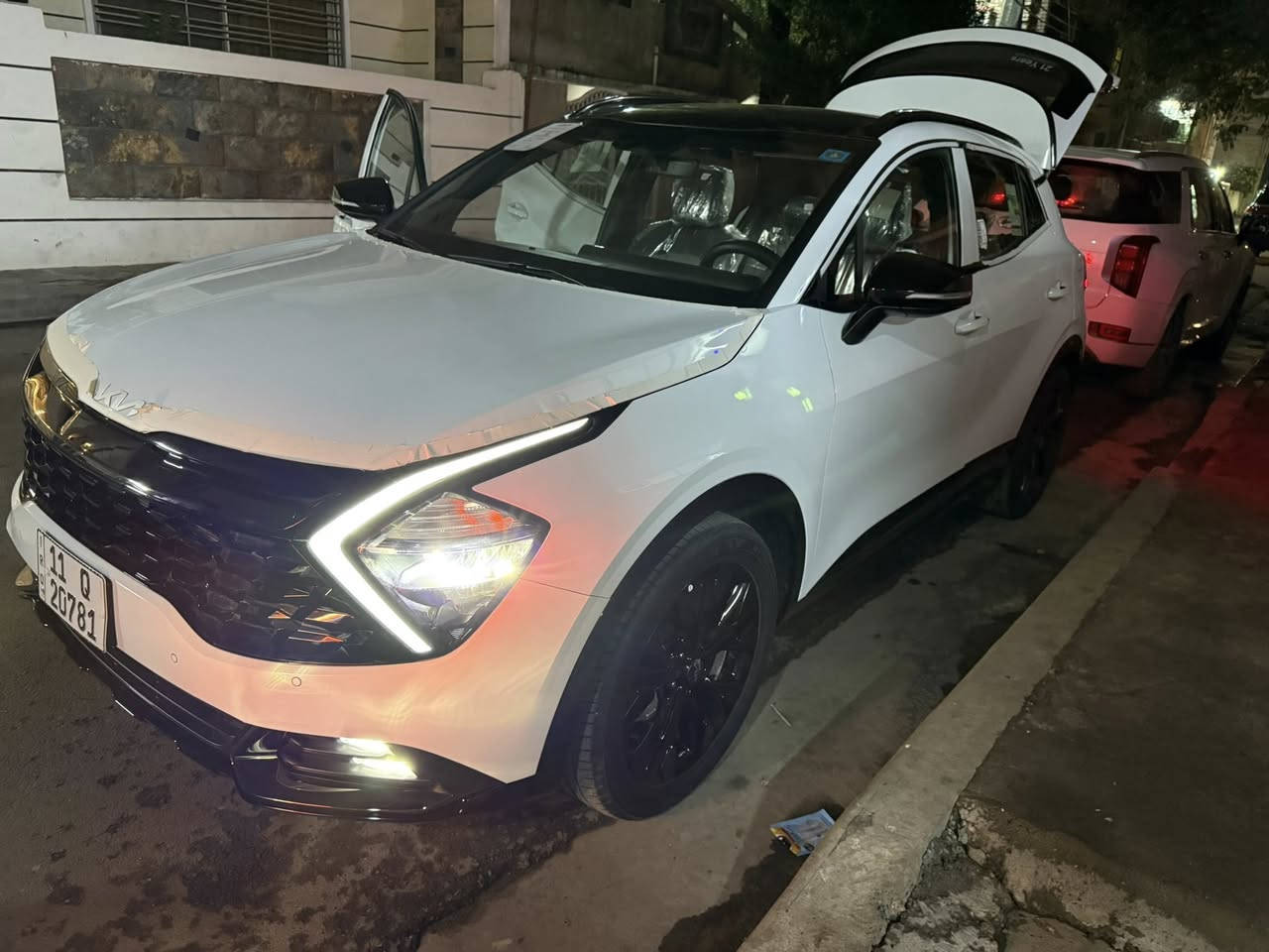 سبورتج فئة بلاك ادشن 2025ضمان الدوليه المواصفات1/1
بسعر  260 ورقة 4500كيلومتر رقم بغداد  

المواصفات …

✅ بنورامااا

✅ نقطة عمياء ( رادار )

✅ مقاعد جلد لون زيتوني 

✅تشغيل بصمة 

✅ تشغيل عن بعد

✅ مقاعد كهرباء

✅جنطة كهرباء

✅تدفئة بالكراسي 

✅تدفئة بالستيرن 

✅سايدبريك دكمة 

✅شفتات كير سبورت بالستيرن

✅محرك سعة 2000 سي سي

✅شاشة تعمل بنظام بلي كار نفيكيشن  

✅ويل بلاك حجم 19

✅الشباك الامامي بلاك بيانو 

✅حساسات امامي خلفي 

✅كامرة دوارة

✅اوتو هولد 

✅درايف مود

✅مانع انحدار

✅مانع انزلاق

✅ تحكمات الستيرن جهتين  

✅شحن وايرليس 

✅المري الجانبية بلاك مع طي وفتح كهرباء 

✅مع اشارة جانبية بالمراة

✅لايت زنون عالي ناصي 

✅لد ليزري امامي نهاري

✅بك لايت لد 

🟢 ضمان الدولية 5 سنوات 

🟢 4 تبديلات دهن مجانا .

🟢 سنة صيانة مجانا

***********مكاني حي القاهره الدلفيه
