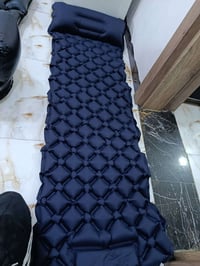 سجادة نفخ • عزل حراري • مقاوم للماء