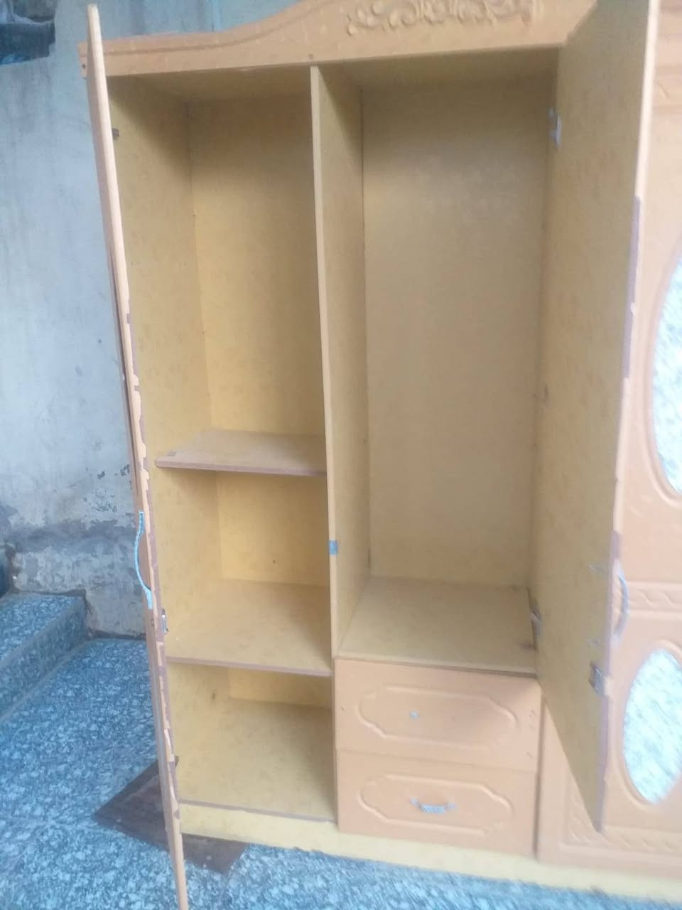 كنتور ماليزي للبيع  نضافه زينه السعر 60وبيه مجال بيع مستعجل


**إذا كنت صاحب هذا الإعلان وتريد حذفه لأي سبب، رجاءا أرسل رسالة إلى الدعم الفني**