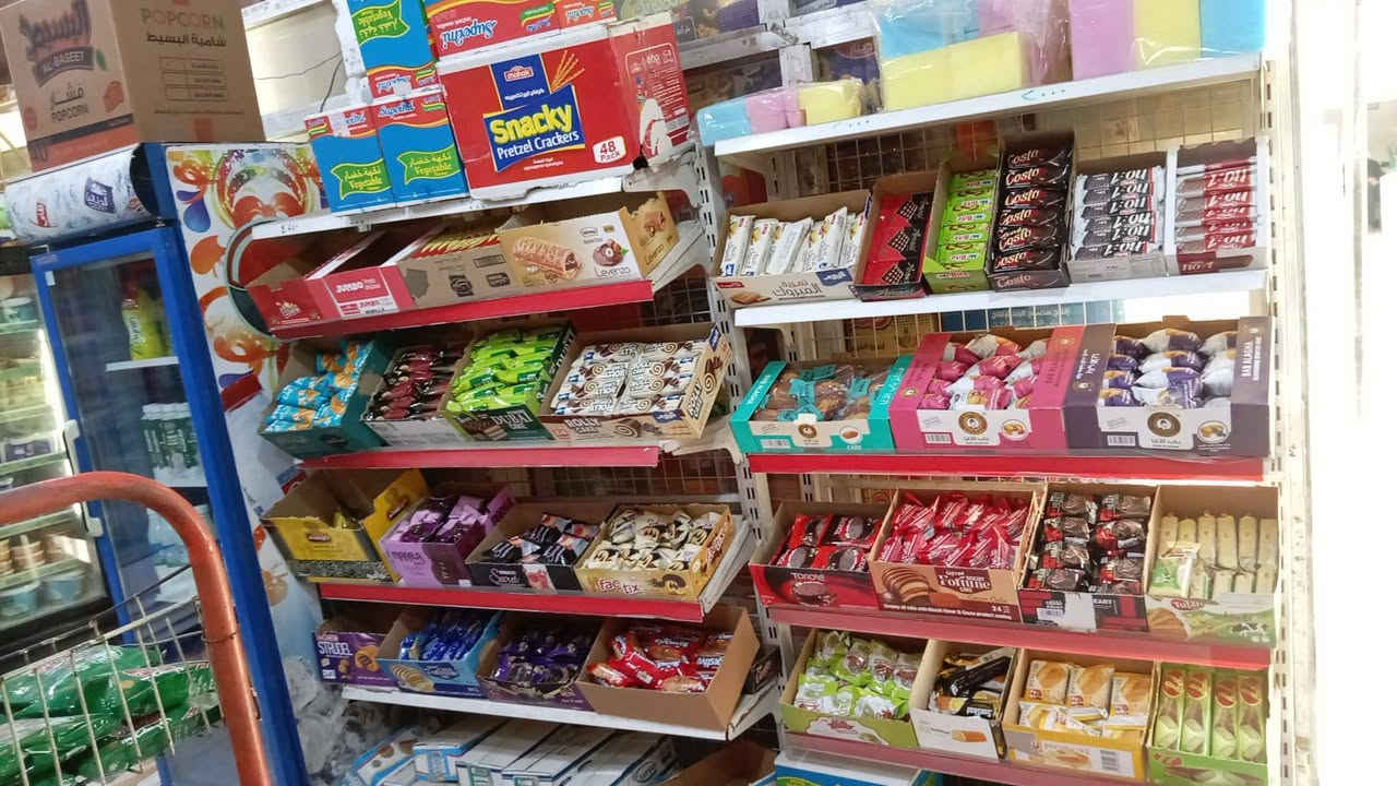 سلام عليكم..
اخوان محل غذائيه للبيع. قرب مستشفى لحبوبي.
يحتوي علئ ٥ برادات
و٢. مجمدات..
ومنضومه كامرات.
سباب البيع حصلت على تعيين و  (غير متفرغ للمحل 
الي حاب يتواصل وياي خاص  
سعر مناسب جداً جداً


**إذا كنت صاحب هذا الإعلان وتريد حذفه لأي سبب، رجاءا أرسل رسالة إلى الدعم الفني**