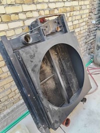 راديتر مولد للبيع لي محتاجه يطي سعر وياخذه مكانه واسط  07806164398