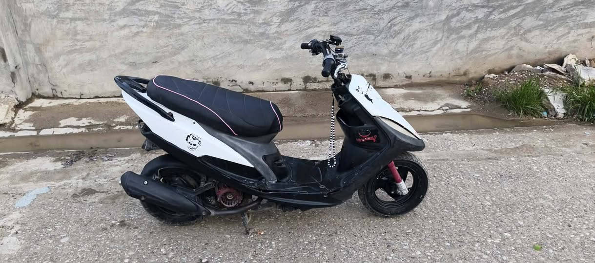 سلام عليكم دراجه ماكس عدله البيع مكينه شلعه ومعدل فقط بيه خيط بخار من تحمه تكطع دشبول موجود مالته سعر 450 وبيه مجال الطيبين رقمي ***********
