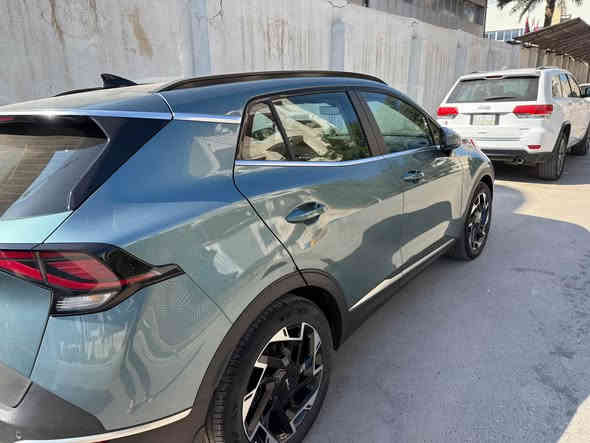 السلام عليكم
للبيع او مراوس 

   سبورتاج للبيع 

  مواصفات GTLINE
        
كيا سبورتج موديل 2023 السيارة مكفولة كفاله عامه  

رقم اربيل هزة ورقم جديد

ماشيه 21 الف كيلو km 🚨✅

خليجي موديل 2023✅ 

بانوراما ✅

سعة المحرك 2.0L✅DOCH

مرتبط بناقل حركة أوتو 6 نمر✅

كشن السائق كهرباء مع تدفئة الكشنات والمقود ✅

حساسات خلفية أمامية ✅

لايت زينون + LED✅

كشافات ✅

بك لايت LED✅

حجم الاطار 235/50R19✅

ويل كب ✅

4 دسك✅

ماسحة خلفية✅

اريل نفكيتر ✅

مفتاح التشغيل بصمة ✅ (بصمتين موجودة)

دشبول شاشة ✅

شاشة Apple Car play✅

كاميرا دوارة ✅

مثبت السرعة Cruise✅

المودات والأوامر الصوتية✅

أوضاع القيادة  Drive Mode✅

فحص أنظمة السيارة ✅

مقود جلد حياكة ✅

شفتات مقود✅

قطعتين تبريد✅

هاند بريك كهرباء ✅

ا ABS ✅

ا Auto Hold   أوتو هولد✅

ا ISOFIX   مثبت مقعد الطفل✅

نظام مانع الانزلاق✅

نظام نزول المنحدرات ✅

صندوك كهرباء ✅

اشارة في المرايا الجانبية✅

مخرج منفذ الطاقة✅

ا  Bluetooth ✅

موقع: بغداد / شارع فلسطين

السعر ٢٤٤بيهامجال للشراي بلعافيه للياخذها

*********** بغداد
