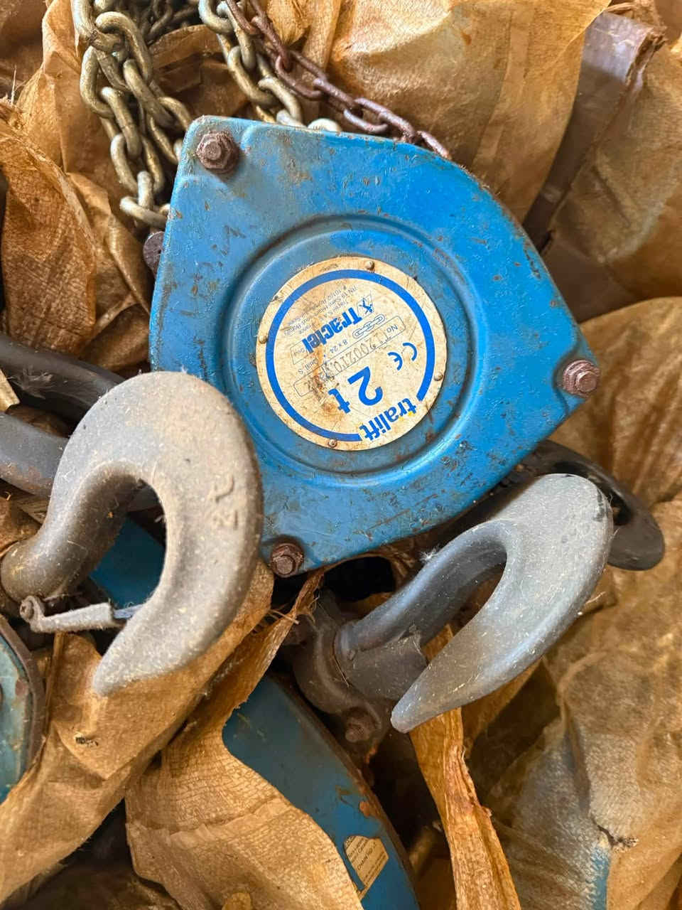 بەکرەو زنجیر بۆ فرۆشتن ئەورپی بەشەرت لەیەک تەنی تا دەتەنی بە جوملە و مفرد بەردەستەلامان شوین چەمچەمال 
***********
