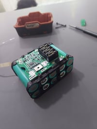 بطارية ٢١ فولت • ٤ أمبير • بارك سايد ٤٠٠ نيوتن