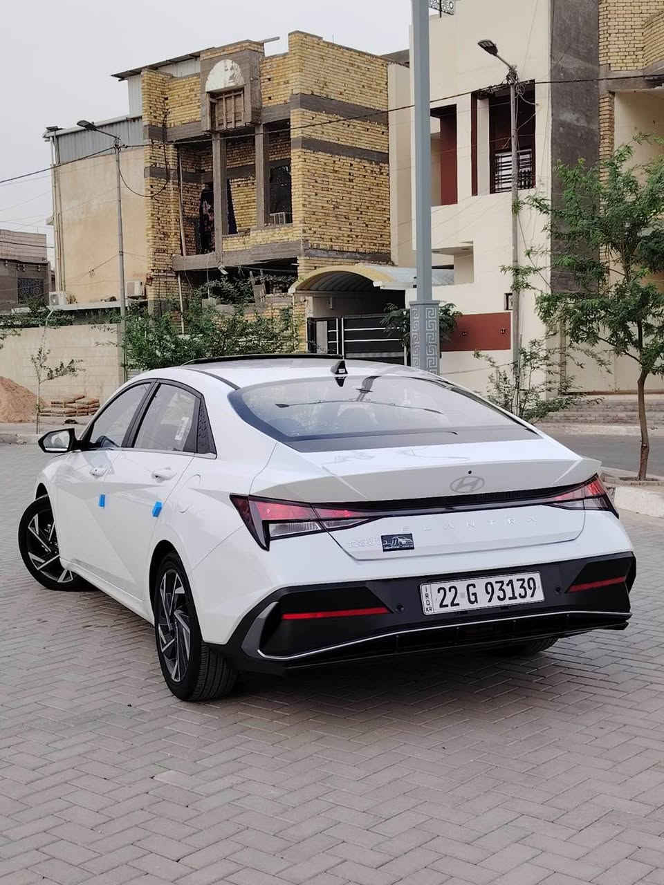 هيونداي النترا 2024 (خليجي - تجميع صيني) - فول مواصفات 1/1 💎

​السيارة بحالة الوكالة (ماشية 39 ألف كم فقط) بيها فقط بارد على كد شبر صوره حادث موجوده

​📌 أبرز المواصفات:

​المحرك والكير: محرك وكير شرط الفحص (كير طيارة). محرك15000دبل نوزل 

​أنظمة القيادة: 4 مودات قيادة (Eco, Comfort, Smart, Sport).

​المظهر والاضاءة: لايت LED نهاري + زنون عالي ناصي (3 عدسات) + ويل رياضي حجم 17.

​الداخلية والراحة: فتحة سقف (سلايد) + مقاعد جلد أسود + ستيرن رياضي + تبريد قطعتين (ثلج 🥶) + شاشة أصلية وعداد ديجيتال.

​الأمان والأنظمة: 6 إيرباك (دشبول، دركة، تكم، مقاعد) + سايد بريك كهربائي (بصمة) + حساسات خلفية وكاميرا + كروز سرعة وتحكم ستيرن فول.

​التحكم: بصمة تشغيل وبصمة أبواب + مري شفط كهرباء مع إشارات.

​💸 السعر: 135 ورقة (وبيها مجال بسيط للشراي الطيب).

📍 الموقع:البصره الجبيله.

​📞 للتواصل والاستفسار:

​اتصال مباشر: ***********

​واتساب فقط: *********** البصرة, العراق
