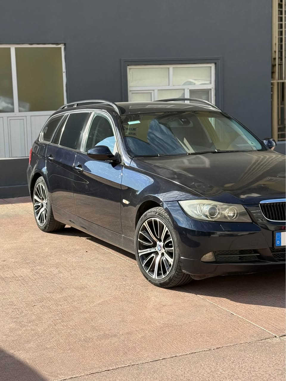 السلام عليكم سياره BMW E91 320d موديل 2010 منافيست أصلي شه رتي غرامه 2 قطعه صبخ  چه ملاغ بوند كلير 4 سلندر توربو ديزل گير عادي نمره 6 سياره بصمه سعر 60 قفل زاخو, دهوك


**إذا كنت صاحب هذا الإعلان وتريد حذفه لأي سبب، رجاءا أرسل رسالة إلى الدعم الفني**