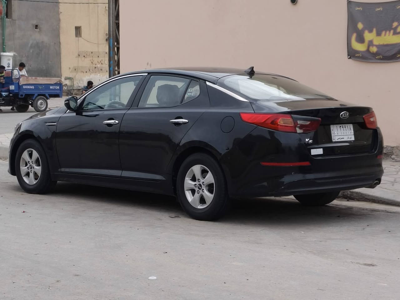 سلام عليكم اوبتيما للبيع موديل 2014 وارد كوري نص فول مكينه حلوه لا تنقيص ولا تبخير مفتوح كير جديد حداديه جديده تخم تاير جديد تبريد ثلج سياره حلوه بيها باب امبدل وبيها دحجه بصيطه بل اهلال سياره مصبوغه احزام فقط 
غرامات مصفره سنويه ل 28 راعيها يمي شوكت ما يعجبك يداور سعر 100 وبيها مجال قليل مكاني ديوانيه قضاء الشامية للتواصل ***********
