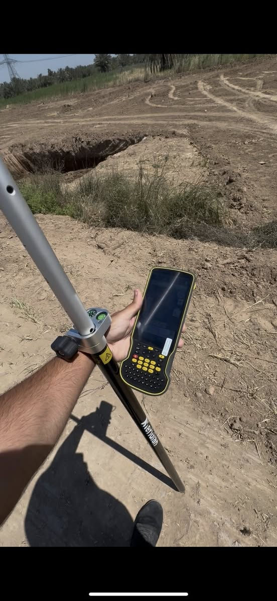 جانب من أعمالنا المساحية 📐
للاتصال *********** 

تم بعون الله إنجاز رفع قطعة أرض بمساحة ٣ دونم باستخدام جهاز الـ Differential GPS (Meridian) بدقة عالية تصل إلى ٥ ملم، مع تنفيذ تقسيم الأرض إلى ٦ تقسيمات حسب طلب الزبون، وإعداد مخطط تفصيلي يوضح جميع الأبعاد الحقيقية والتفاصيل الدقيقة لقطعة الأرض.

✔️ دقة عالية بالعمل  
✔️ سرعة بالإنجاز  
✔️ مخططات واضحة ومعتمدة  
✔️ خبرة في جميع الأعمال المساحية وتقسيم الأراضي الزراعية

جاهزون لتنفيذ كافة الأعمال المساحية:
▪️ رفع وتوقيع الأراضي  
▪️ تقسيم الأراضي الزراعية والسكنية  
▪️ التسقيط والمخططات  
▪️ أعمال الـ GPS والتوتال ستيشن  
▪️ حساب الكميات والمناسيب
