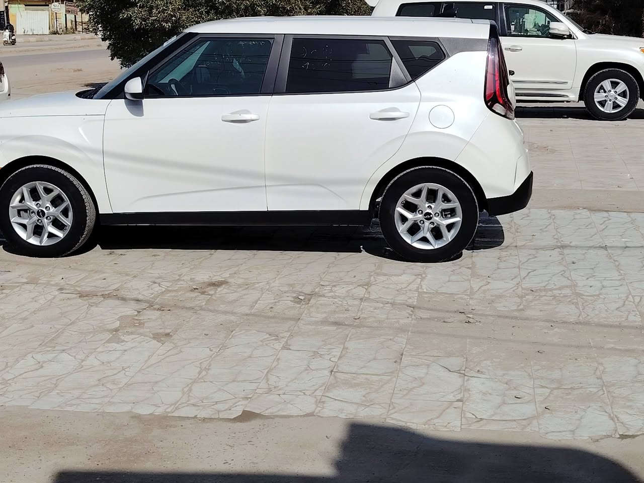 السلام عليكم مرخصت الادمن كيا صول موديل 23دخول جديد ماشيه 8000 بدون صبغ وبدون رقم مكانها بالمسيب السعر 142بيع أو مراوس بتوسان


**إذا كنت صاحب هذا الإعلان وتريد حذفه لأي سبب، رجاءا أرسل رسالة إلى الدعم الفني**