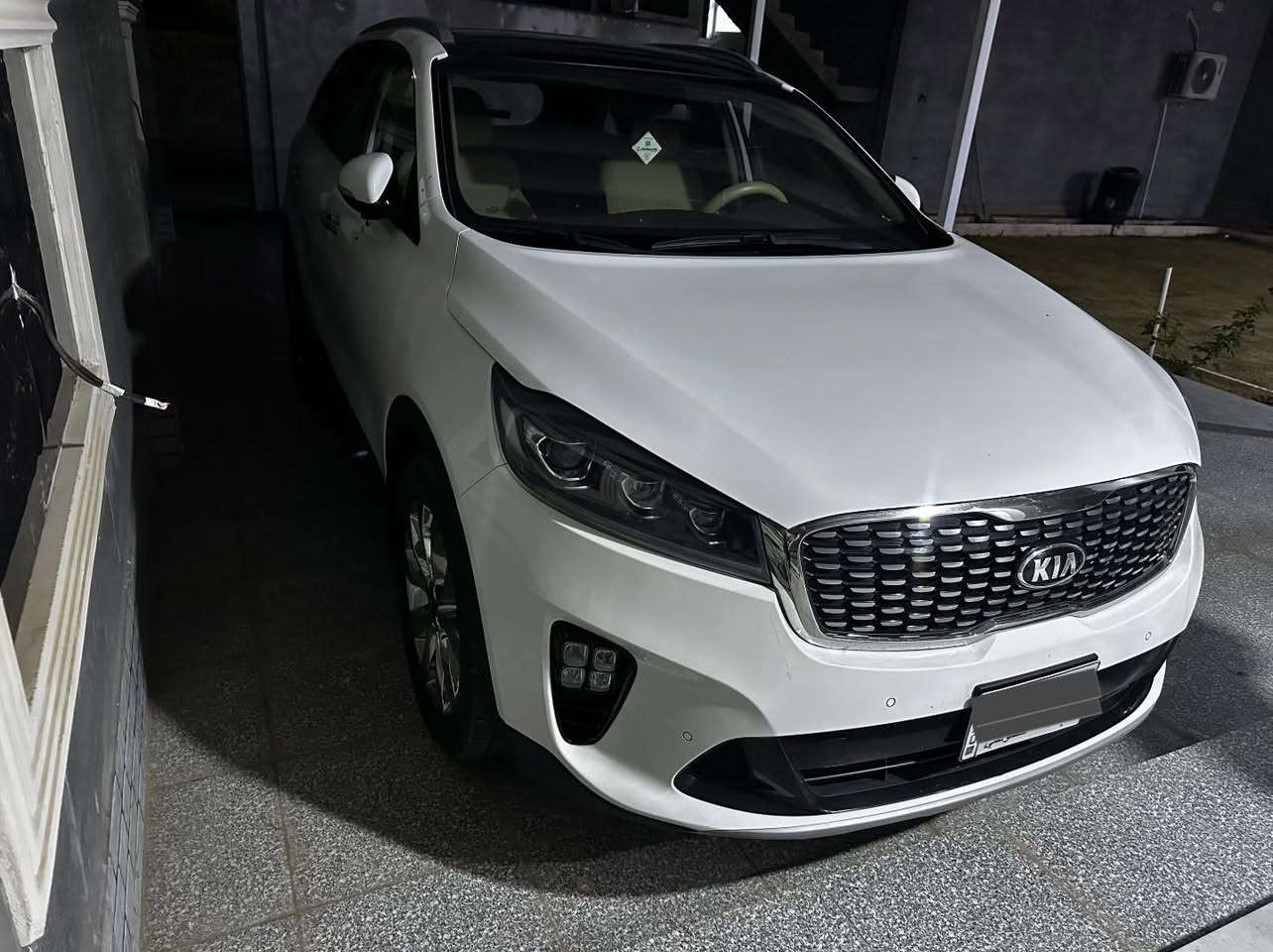 سورنتو خليجي موديل 20
رقم بغداد 
محرك 6v 
ماشيه 75 الف 
كفاله 
السعر 253$ بيه مجال 
***********
