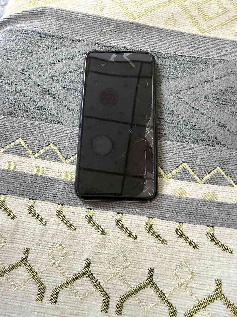 السلام عليكم ورحمة الله ايڤونX ذاكرة64 دبل سيم كارت العيب الوحيد فطر بالشاشه هذه الي موجود بالصوره سعره مناسب


**إذا كنت صاحب هذا الإعلان وتريد حذفه لأي سبب، رجاءا أرسل رسالة إلى الدعم الفني**