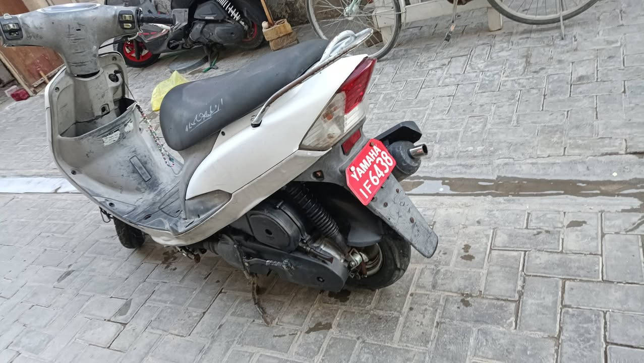 سلام عليكم دراجه منغولي للبيع الدراجه بلاديه برغي ما مفتوح بيه الدراجه نكره سلف هندر واحد كهربائيات شغاله الدراجه بيه صرنصه FM ختم واحد ويه المكينه سعره 600 و بيه مجال حك الجيه مكاني بغداد كراده رقمي للتواصل ***********
