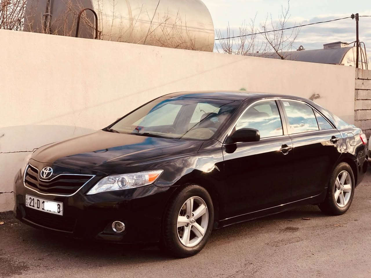 کامری بێ بۆیاخ ٢٠١٠  
سەنەوی تازە  سەر بۆنیت دە سم ساردی هەیە
بێ مەسرەف چوار تایەی تازە  تازە پۆڵیش کراوە
شوێن سلێمانی 
١١٧ و معامەلە 
ژم *********** السليمانية, العراق
