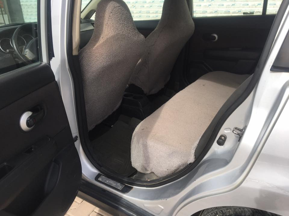 السلام عليكم ورحمة الله وبركاته
ڤيرسا موديل 2009

رقم كركوك مشروع وطني وطني 

بيها بطاقة بنزين 

صبغ ثلاث قطع جاملغ الباب طرف السائق 

ويه البونيد 

وبيها شبر الشاصي 

والباقي بشرط  

بشرط التحويل رقم كركوك مشروع وطني 

سعر 68$

وبيها مجال للطيبين


**إذا كنت صاحب هذا الإعلان وتريد حذفه لأي سبب، رجاءا أرسل رسالة إلى الدعم الفني**