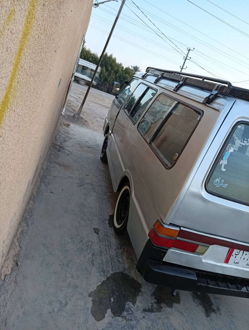 سلام عليكم شباب كيه بسته موديل 94 مكينه كير اكسن بور مكفولت تخم تاير حداديه امانيه و خلفيه  شواصي شركه داخله حاويه سنوات ماسقطه + سنوته ستنساخ و بعدله 5 تشهر و تسقط  و هيا و مرور مصفرها  راعيه ماوصله ابيع هل موجود اتعهدلك بيه سرقه وعشار مكان حله مركز سعره 28 وبيه مجال ***********
