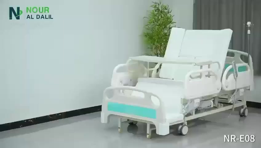 السلام عليكم اجهزه مستخدمه قليل الله شاهد 21 يوم فقط مولد أوكسجين 10 لتر سرير 5 حركات نضيفات 100/100 رقم واتساب ***********
