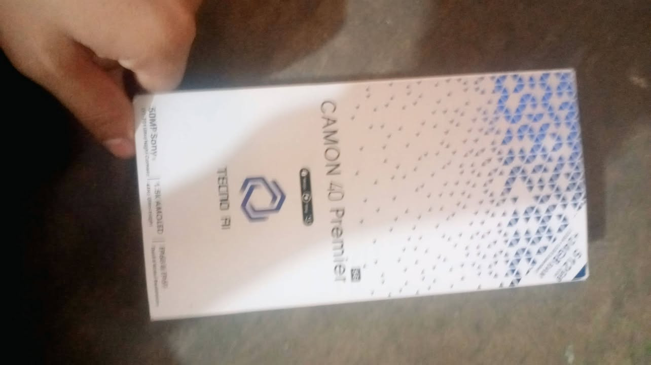 سلام عليكم جهاز CAMON40Premier للبيع جهاز بل باكيت ما  مستعمل هواي غراضه كلهن ويا
شاحنه 💧

كفر شفاف 📍 

سماعات 🖇

مفتاح 🔑 

الذاكره 512✔️

📍العنوان ديوانيه جلبيه يم جامع الامام الرضا.. 

📞رقم الهاتف.. ***********..
