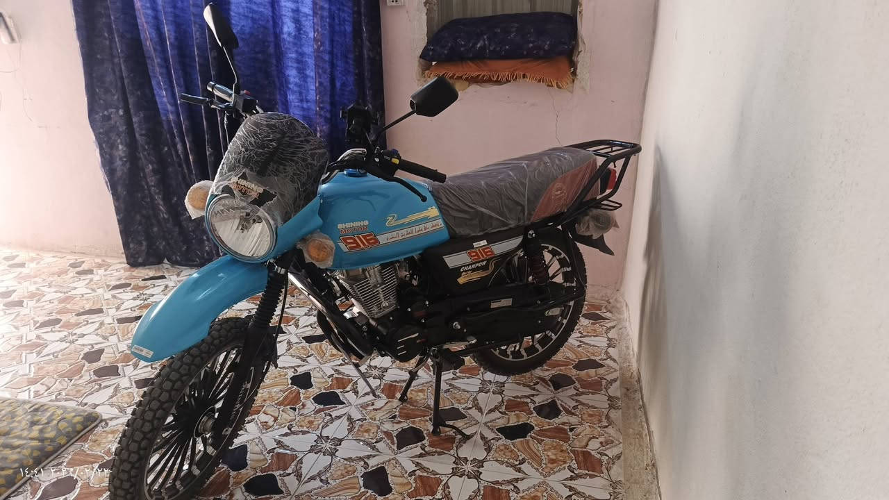 سلام عليكم دراجه شاينك  جبلي زيرو صار يومين من طلعته يعني كلشي شغال مشروع وطني مدفوع كمرك ماله يعني بس تروح لمرور ترقم سعر 2200000 وبيه مجال قليل  رقمي ***********العنوان ميسان ابو رمانه رحمه لوالديكم لو شراي لا يكسر سعر
