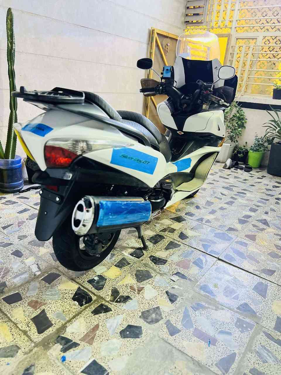 سلام عليكم سلفر جيتي ٦٠٠ اوفر دراجه جديده دشبول ازرك داش كام جامه قطعتين امل زعانف دراجه ماشيه ٢٢ دراجه عارضه ٢٤ بيه مجال بصيط رقم ***********
