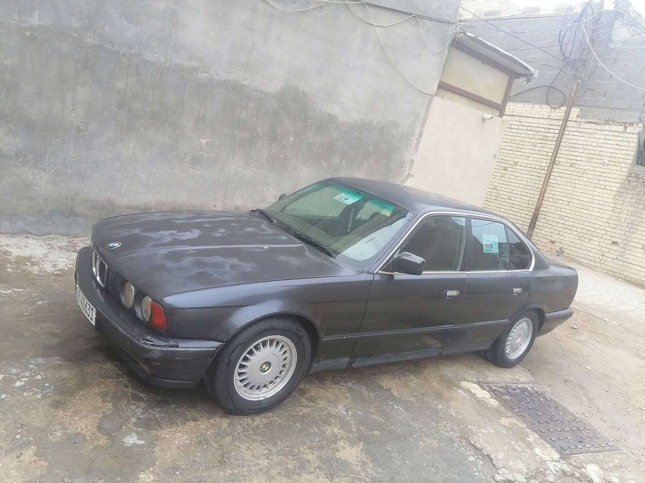 السلام عليكم للبيع بي ام 530 محرك وگير جدد تبريد ثلج صدر امامي خلفي جديد مكفولة من الضربه والتبديل سنويه28 باسمي مكان بغداد السعر 43 بيهة مجال بسيط رقم الهاتف ***********
