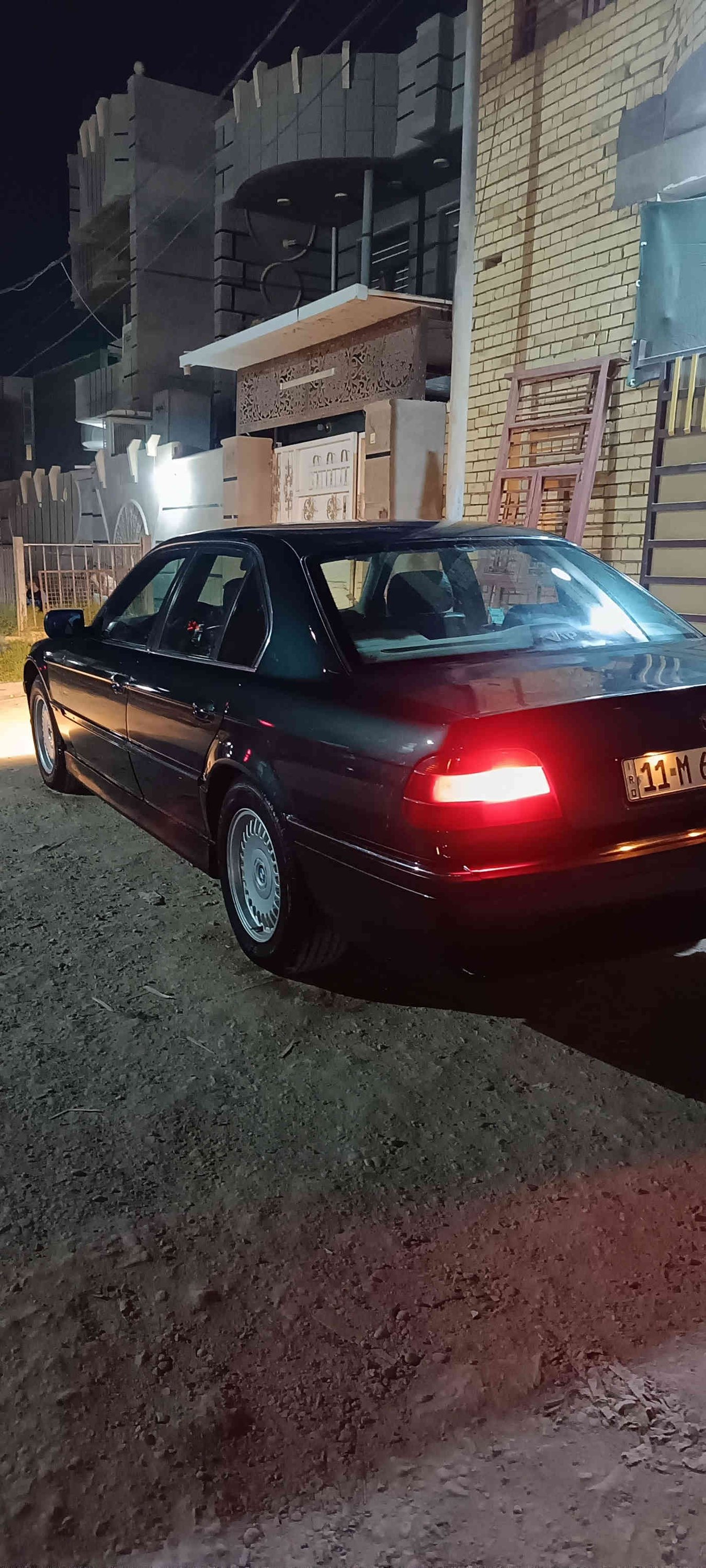 السلام عليكم/ 44_7 هوة موديل 96 السعر 100$ السيارة معمرة جديد وعابرة سعرها مكاني ابو  غريب حي صديق ***********
