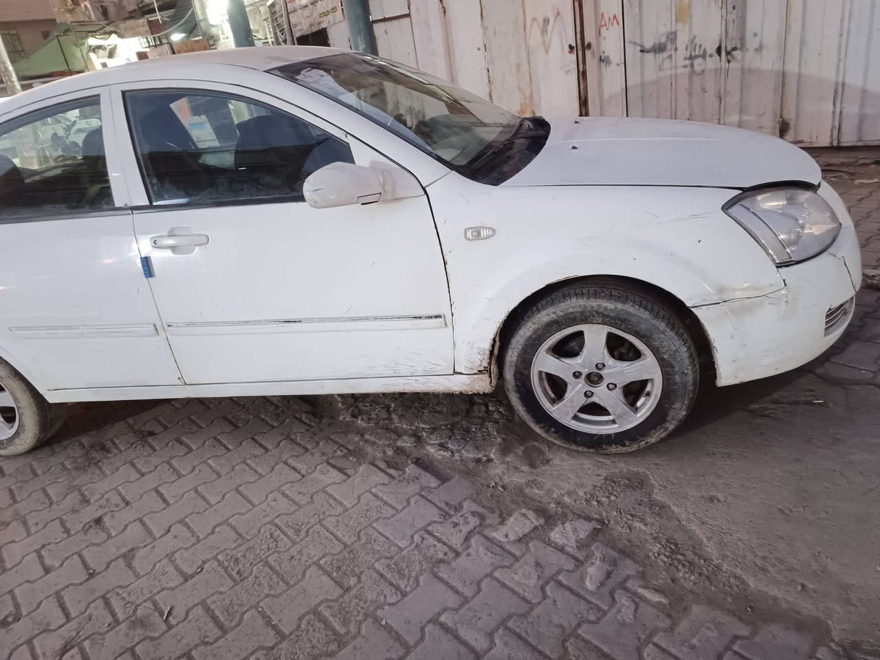 سلام عليكم 
سيارة شيري موديل 2008 
محورة كير ومكينه كورلا
سعر 30 وبيه مجال
تبريد شغال 
مكان بغداد الزعفرانية
رقم الهاتف ***********
