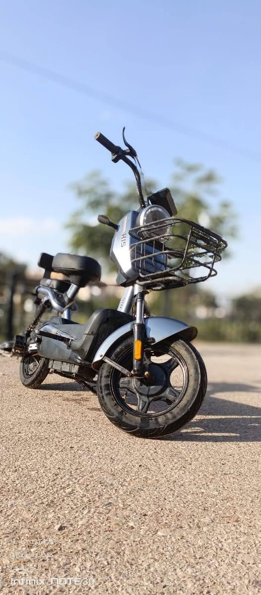 للبيع باسكل شحن 2025 كلشي ما ناقصه لايت اشاير بك لايت ابلوتوث سماعه كلشي شغال سعره 350  او بي مجال مكانه ديالى شهربان المقداديه ***********
