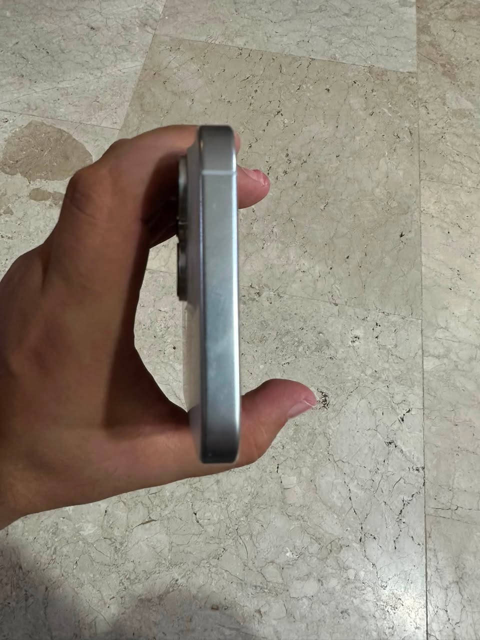 ايفون 16 pro max
السلام عليكم ايفون 16pro max ذاكرة 256g بطارية 89 الجهاز نظيف كلش لا مفتوح ولا مبدل بي اي قطعة كارتونة مالته ويا رايدة ب مليون و250  وبي مجال 
اتصل :***********
