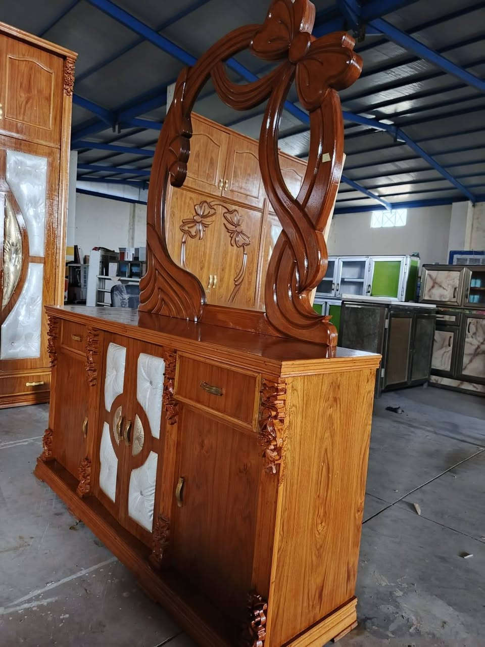 السلام عليكم..💯📢
غرفه 6 ابواب 🪬صاج داخل وخارج شغل حطاطه..5 ملم 🎗️
نظافه %100.فول 1/1.....ما احجي📣 وبيش مسويه...بيع & مراوس.& اشتري ..شراي يتصل📞.***********.& واتساب📱/***********..يوجد توصيل.🛻
