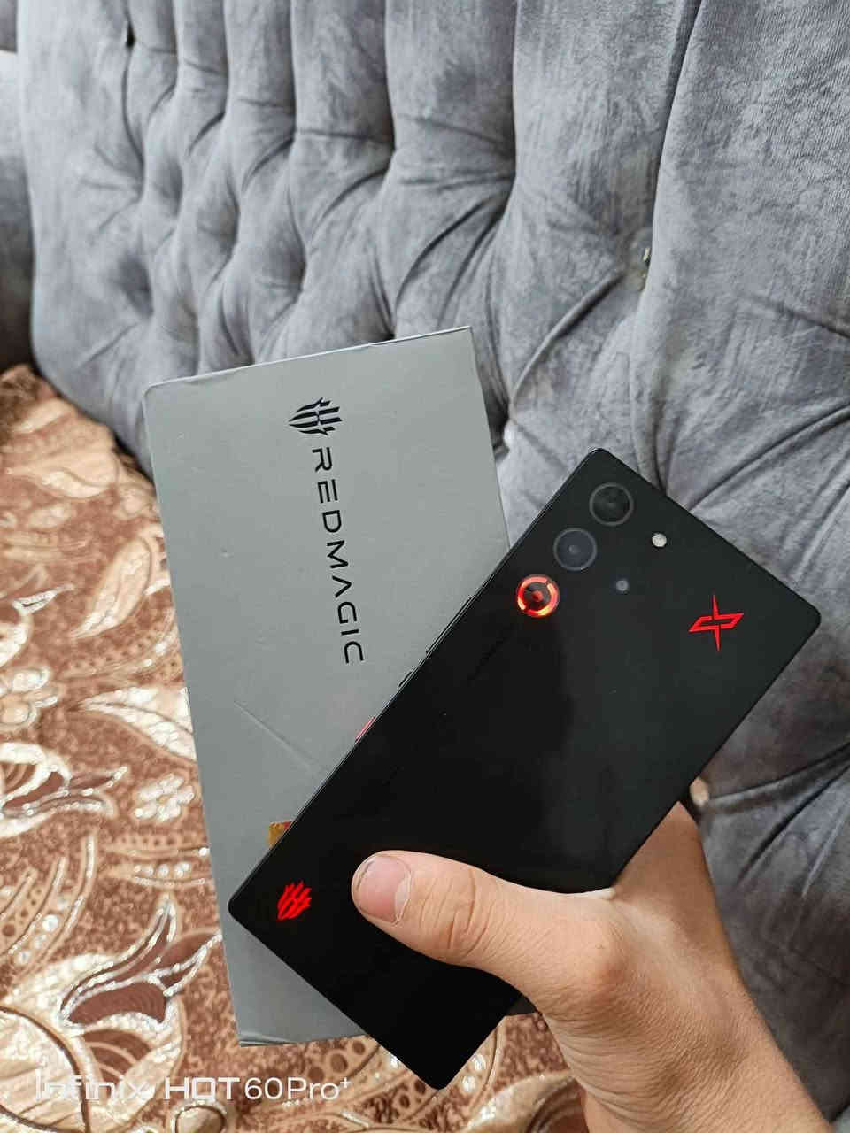 ريد ماجك 10 اس برو 
جهاز اخو جديد مستخدم قليل 
غراض كامله مكفول من كلشي على الفحص 
ذاكره 256 رام 12+12  
السعر 750 قفل 
مكاني نجف *********** النجف, العراق
