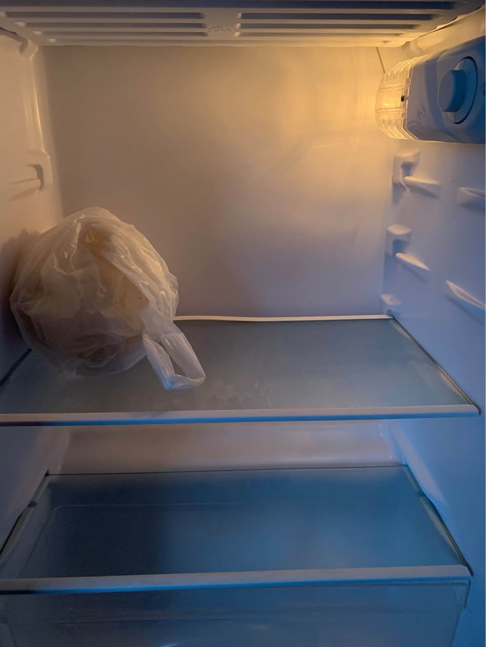 سەلاجی تۆربۆی ٦ قەدەم 
کارەبایەکی زۆر کەمی دەوێ 
زۆر پاکە دوو ساڵە کراوە زەمانی ماوە
سەلاجەی بازاری نیە ١٠ ساڵ زەمانی ماوە  
پاکەت و کەتەلۆک و وەرەقەی زەمانی ماوە 
کارەبایەکی زۆر کەمی دەوێ 
ژ.م: ***********
ناونیشان / سلێمانی السليمانية, العراق
