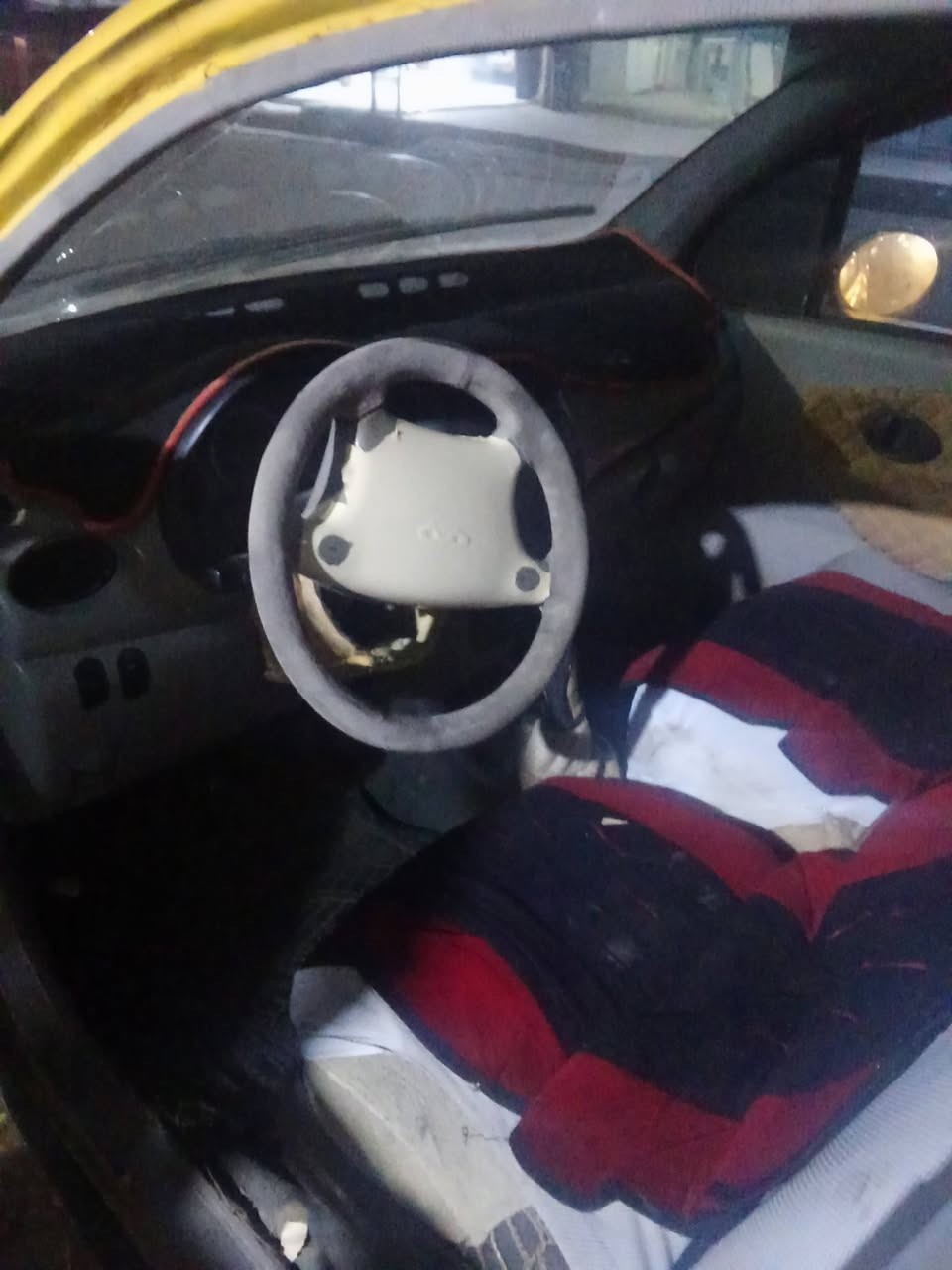 السلام عليكم عندي هاي السايبه رقم قديم نينوى جير محرك كله شرط رقم امامي وخلفي كهربائيت والسعر مناسب مطلوب 10 وبيها مجال للطيبين العنوان اسكي كلك رقم الهاتف الكورك عليه واتساب ***********
***********
بس ملاحظه صاحبها ما اندله وين بالموصل ابيعكم اياه كوم حديد شرط السرقه وعشائر
