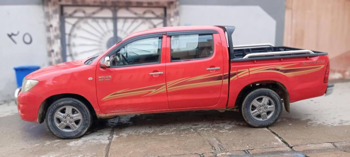 السلام عليكم للبيع تيوتا مرزي موديل 2011 كويتي شاصي 19 السياره مابيها صبغ بس ملاحضات محرك مفتوح تخم تاير جديد بيها كابون بانزين سنويه 2026 رقم السياره اربيل دولي السعر 175 وبيها مجال بيع او مراوس حسب القناعه العنوان الموصل جانب الايمن حي المطاحن رقم صاحب السياره 
*********** كورك 
***********اسيا
