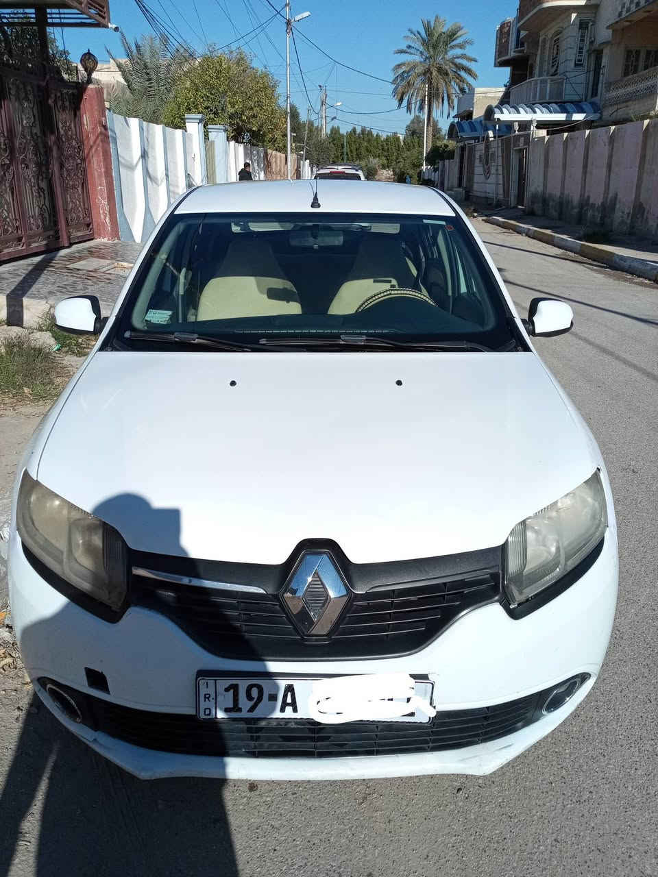 للبيع رينو سنبل 2016كربلاء نكليزي مكفوله من الظربه والصبغ بيه مكانات بارد بدون صبغ السياره محرك كير حداديه تبريد جاهزه السعر 65موجوده بكربلاء مقابل مستشفى الحسيني ***********
