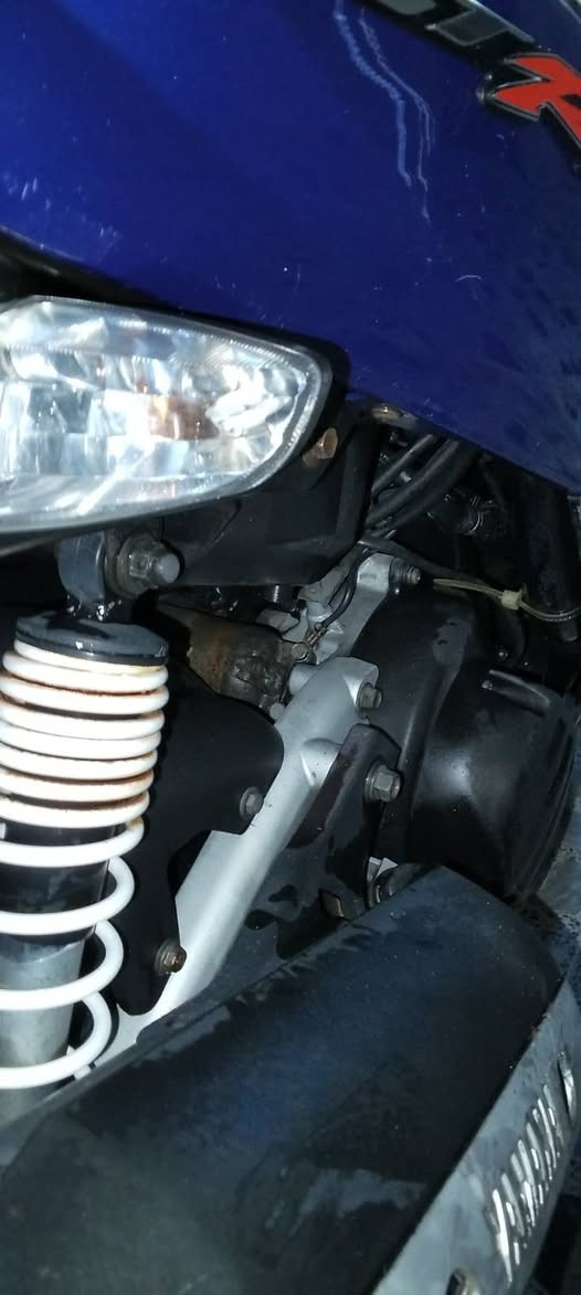 سلام عليكم دراجه جيتي ار للبيع دراجه برغي ما مفتوح بيهه لون ازرك
***********
