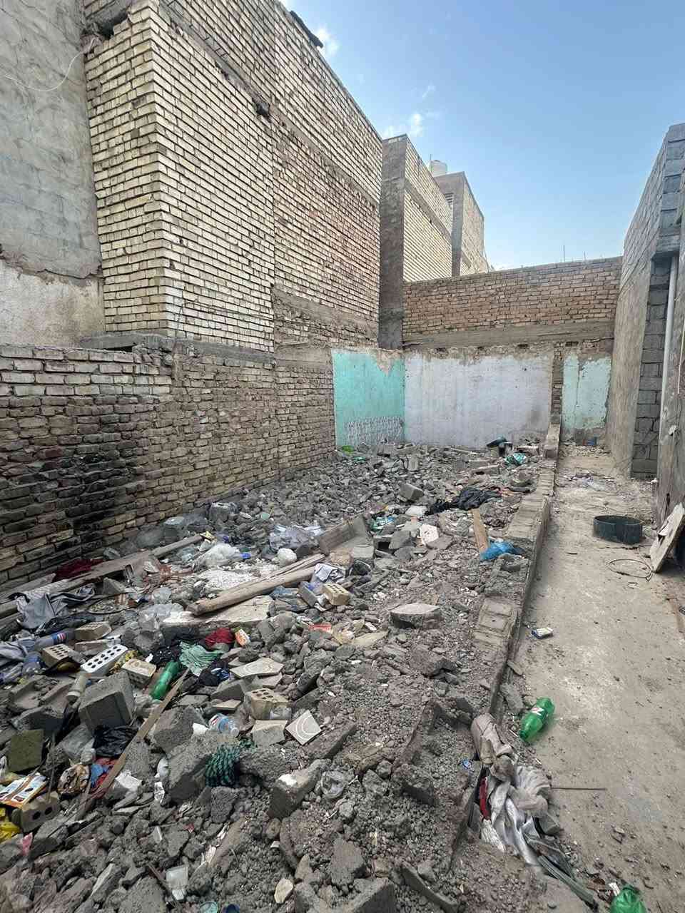 🔹 قطعة أرض للبيع 🔹
السعر ٦٨

📐 المساحة: 100 متر
📏 الواجهة: 5 م | النزال: 20 م
📄 الطابو: ملك صرف
📍 الموقع: الدورة – أبو دشير، قرب المدارس الصينية
🛣️ شارع بعرض 15 متر

📞 للاستفسار***********
