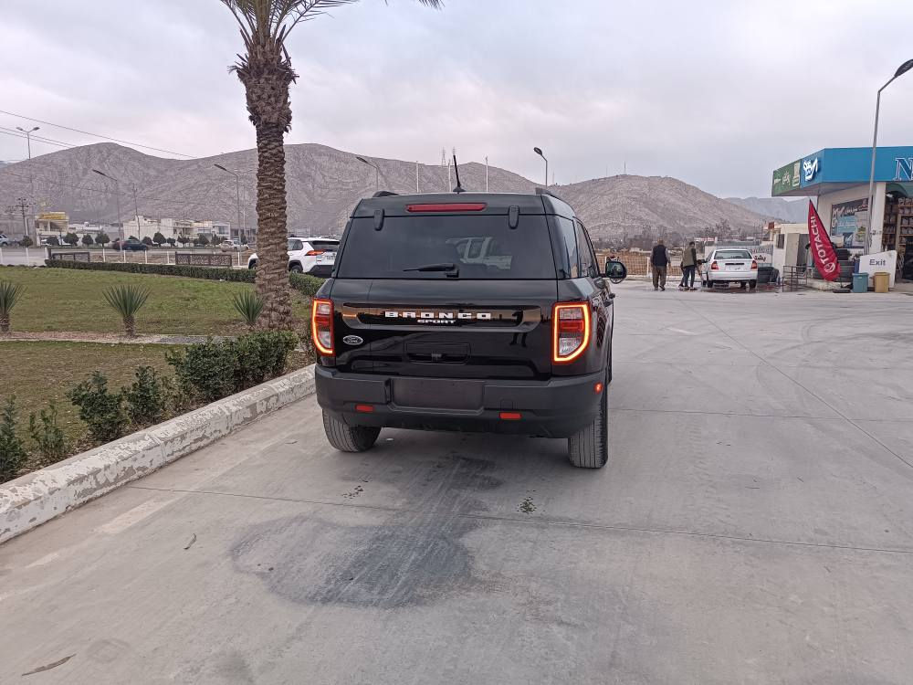 سەرەتا بەناوی خوودا.لەسەرئیزنی ئەدمینی بەڕێز.فۆرد برۆنکۆمۆدێل۲۰۲٤ ژمارەکاتی کاتی نەشکاوە یەك پاچەی سبوغە قرچێکی بچوکی هەیە لای سەکن دووجێی بچوك پیدی ئاڕی هەیە سەیارەکە بەس سڵایدوو کوشن جڵدنیە   باقی مواسەفاتەکانی تری تێدا مەوجودە دەبڵ ئەکسلی سێ پستنی تۆڕبۆیە نرخی ۱٤٥گەڵاو مەجالێکی برایانە.ژمارە مۆبایل(((***********)) سەیارە هیچ مەسرەفێکی تێدانیە ژمارەکە واتسئاپ وڤایبەری لەسەرە.. دخان, السليمانية
