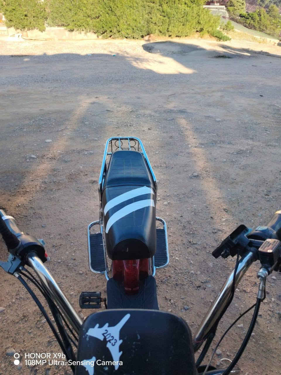 دراجة شحن للبيع اسمه HIS Vib لوك أي عيب مابي مماشيه قليل سعر 450 قفل للاستفسار ‏‏‪0774 791 0534‬‏
