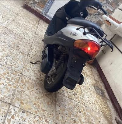 سلام عليكم دراجه للبيع يوماها فول مواصفات الدراجه المكينه برغي ما مفتوح بيها شرط ع فحص   تجي وتشوف بعينك كفاله عامه نكره هندر نكره سلف بس عوزه باتري ضعيف كلشي ما بيها الدراجه مال بيت  العنوان :ميسان 
السعر ٥٠٠ وبيها مجال 
الرقم ***********
