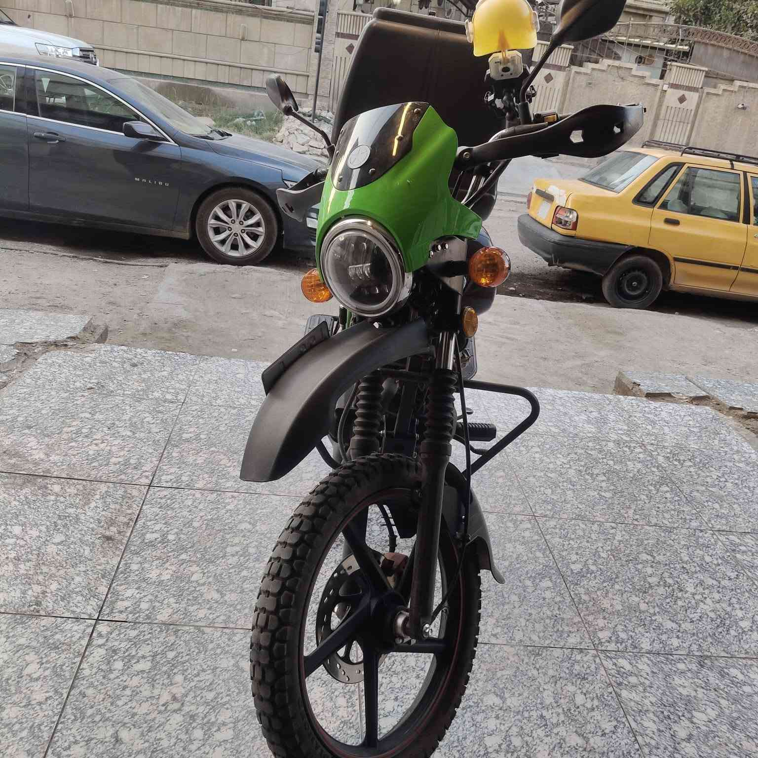 موديل ٢٥
٢٥٠٠ وبيها مجال
***********
