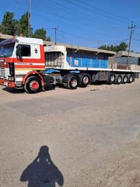 سكانيا ٤٣ سنكل خلفي شاصي ١٠ بلادي سنكل مربوطه فلات عربانه ٣ دناكير مكف...