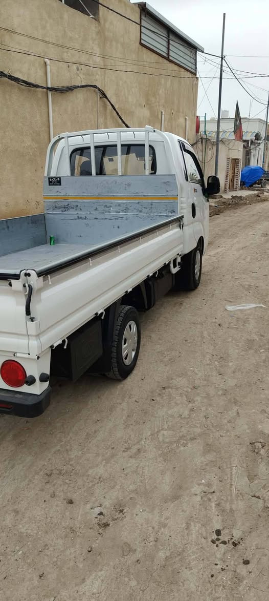 السلام عليكم ورحمة الله
كيا بنكو للبيع موديل 2025 كفاله عامه
السياره جديده كلشي بيها على وظع الشركة
رقم بابل الانكليزي  
ماشيه 16 ألف حقيقي

العنوان الديوانيه غماس الاتصال على

***********

السعر 162 وبيها مجال بسيط
