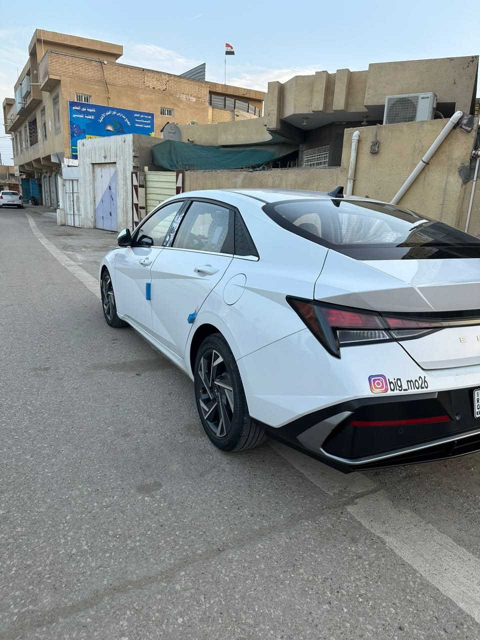 السلام عليكم سيارة النترا 2024 تجميع صيني فول
رقم اربيل 

ماشية 35

محرك 1500دبل نوزل 

بصمه

فتحه

شاشه

كامره خلفيه

حساس امامي وخلفي

سايد بريك كهرباء 

اوتو هولد

اربع أنظمة قيادة

لد نهاري لايت زنون

تبريد خلفي

مكان السيارة ذي قار

السعر 145

الاتصال ***********
